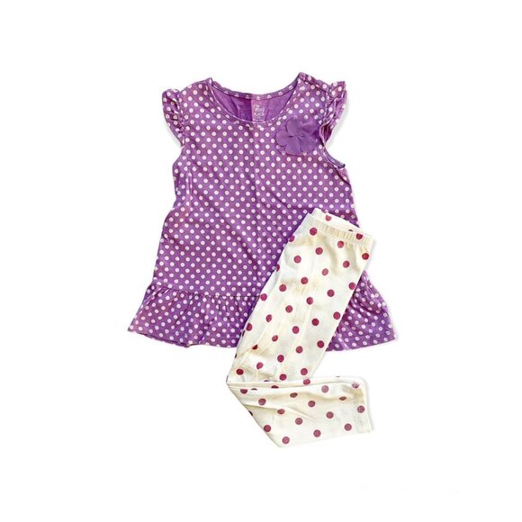 TCP Contrasting Polka Dot Outfit - Picture 1 of 12